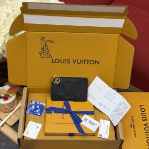 340¥ Premium Full-Steel Wallet, Authentic Design, Top-Grain Cowhide Leather, 163 Dynamic, Boutique-Matching Packaging, Complete Set as Pictured: Packaging, Certificate of Authenticity, Copper Electronic Tag, Gift Bag! M81883